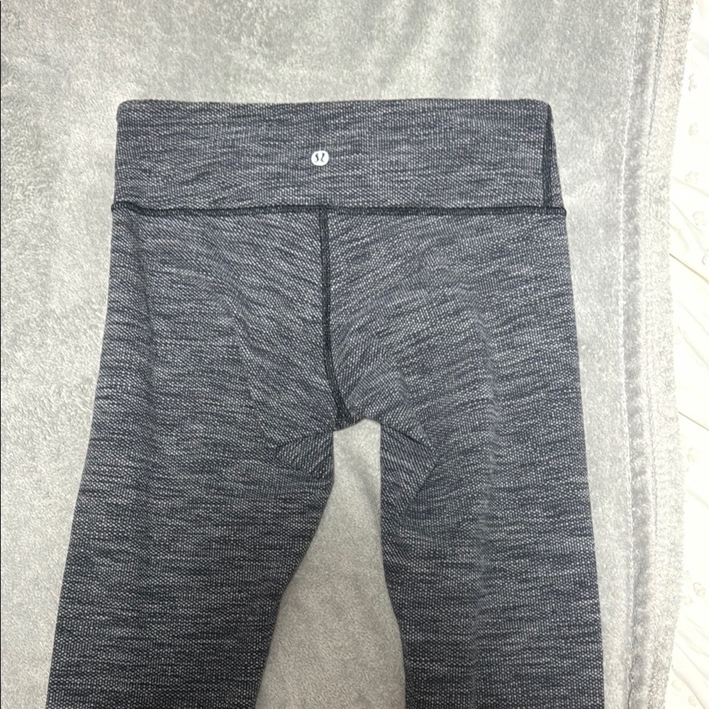 Lululemon Athletica Gray Leggings Modern Stretchy Design